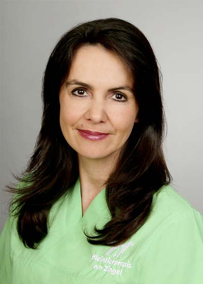 Mehr über Dr. med. vet. Angela Heinze Mehr über Dr. med. vet. Angela Heinze